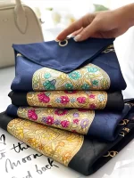 روسری ابریشم ژاکارد وارداتی (چهار رنگ) - طرح رویال تایم - Image 13
